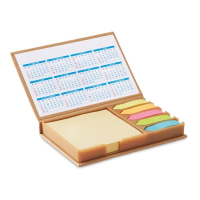 Bureauset met sticky notes en kalender