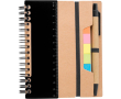 Notitieboek van gerecycled gelijnd papier met plaknotities en pen kleur zwart