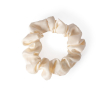 Set van 2 scrunchies met glanzend polyester presentatiezakje kleur naturel