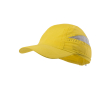 Sportieve pet met eigen logo kleur geel