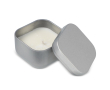 Plantaardige wax kaars met vanillegeur in vierkante metalen pot kleur zilver