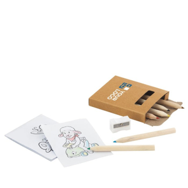 Set van 6 kleurpotloden, puntenslijper en sjablonen