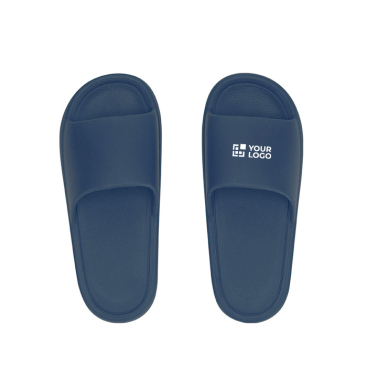 Eénkleurige slippers met brede band over de wreef 