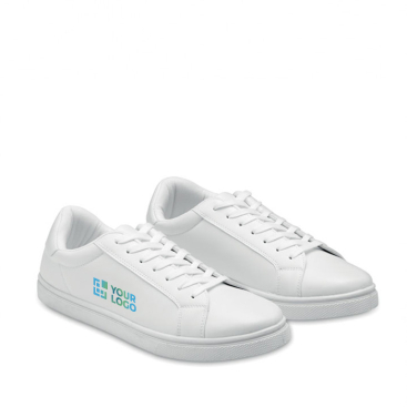 Lichte sneakers van PU met rubberen zool 