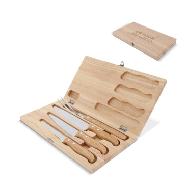 Houten doos met 3 messen en barbecuevork