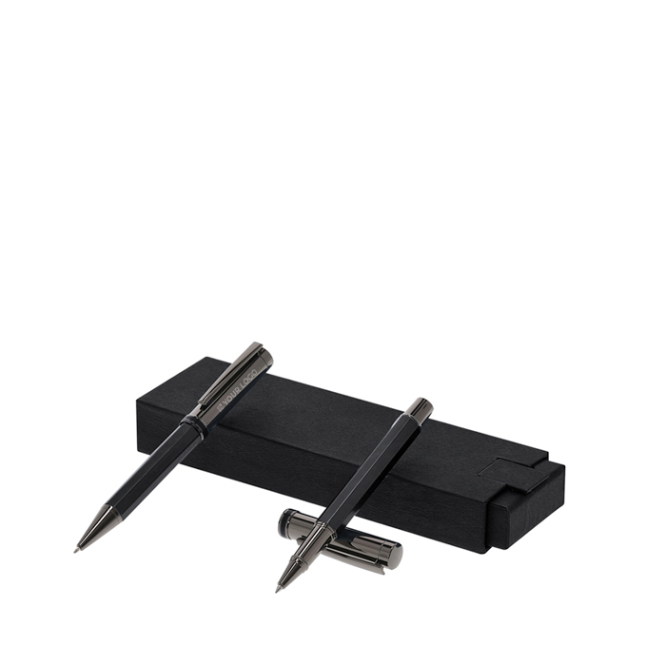 Elegant set van draaipen en rollerpen met blauwe inkt in doosje