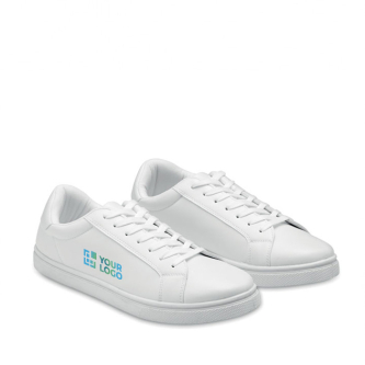 Lichte sneakers van PU met rubberen zool