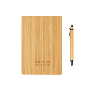 Duurzaam notitieboek van bamboe met pen als relatiegeschenk