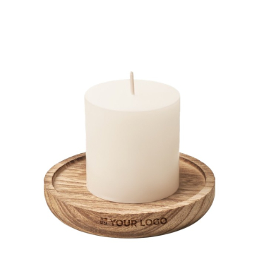 Houten kandelaar met een vanille geurkaars weergave met jouw bedrukking