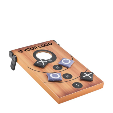 Spellen met logo: zandzakwerpspel en tic-tac-toe