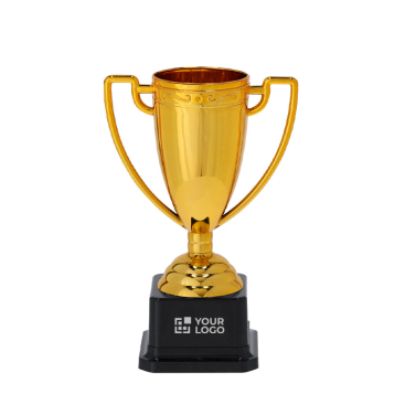 Gouden trofee met handvatten aan de zijkanten op een zwarte basis